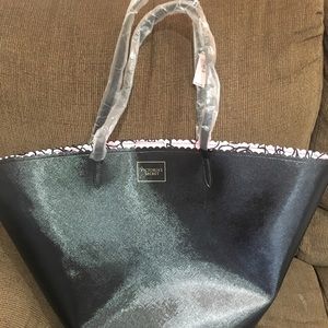 Victoria’s Secret Bombshell tote